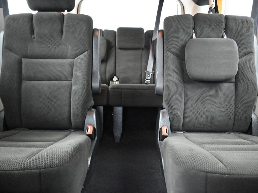 Used 2016 Dodge Grand Caravan SE image 26