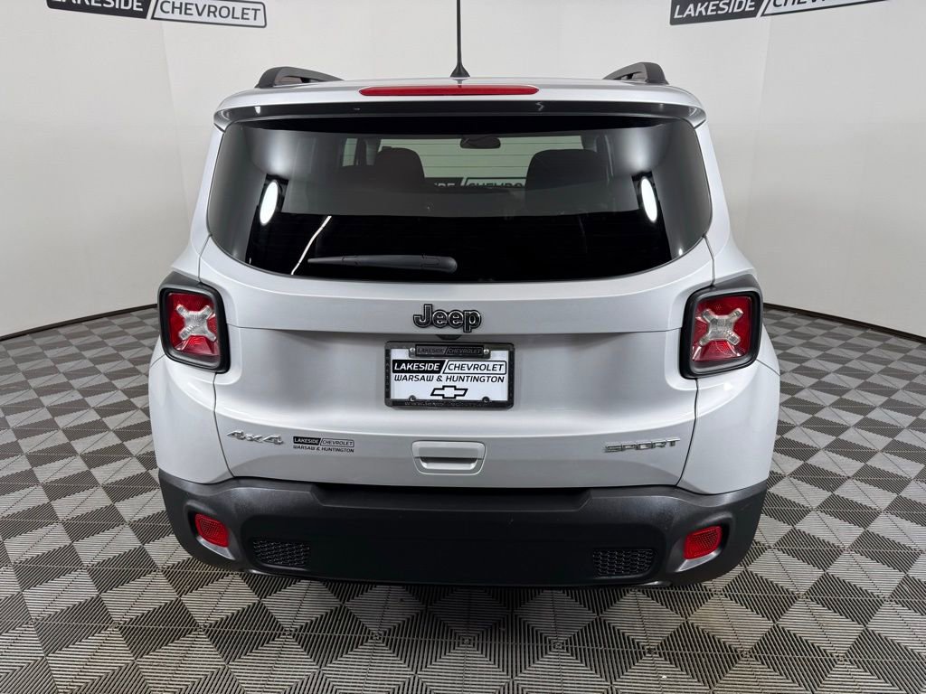 Used 2019 Jeep Renegade Sport w/ Sport Appearance Group image 5