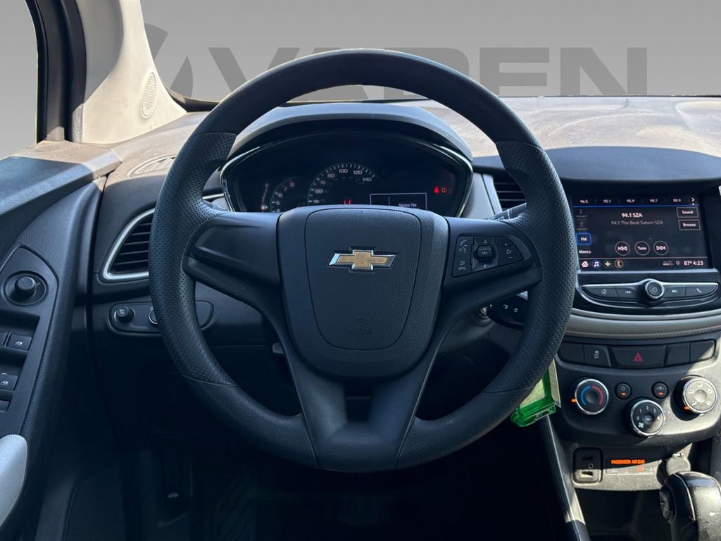 Used 2020 Chevrolet Trax LS image 11