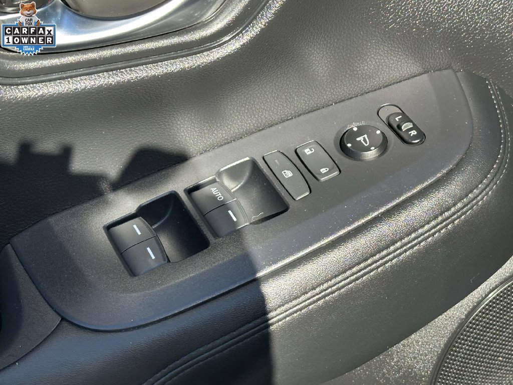 Used 2024 Honda HR-V LX image 15