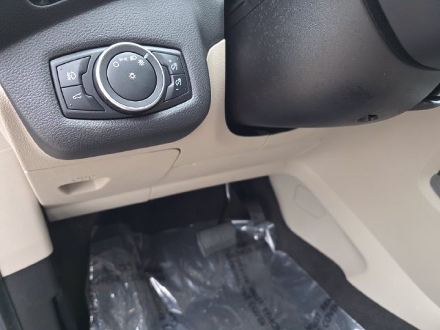 Used 2019 Ford Escape Titanium AWD/4WD image 22