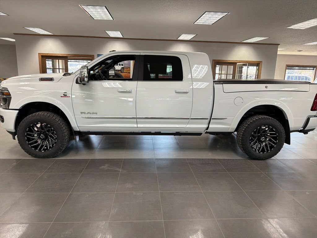 New 2026 RAM 2500 Limited AWD/4WD image 1