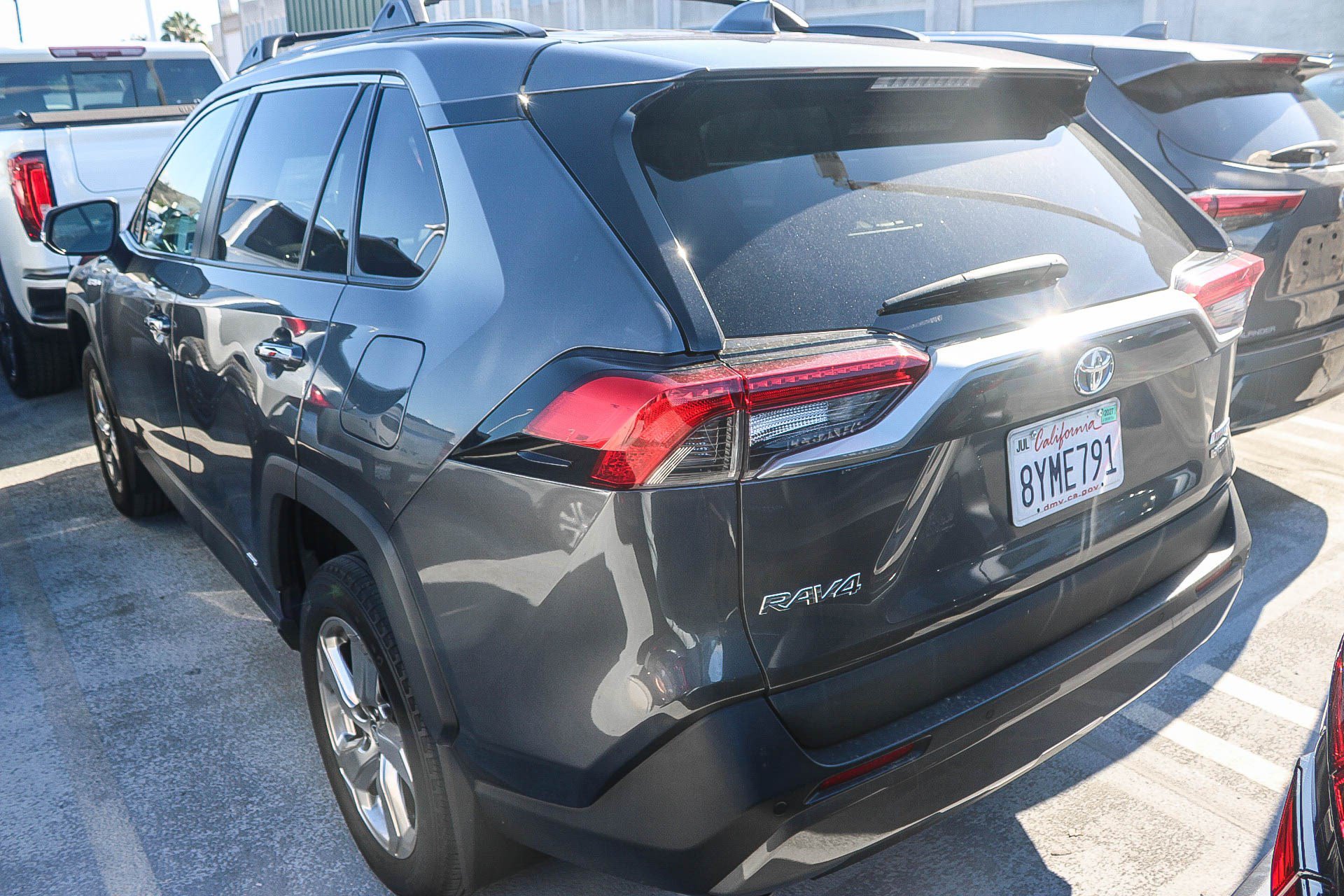 Used 2021 Toyota RAV4 Limited AWD/4WD image 12