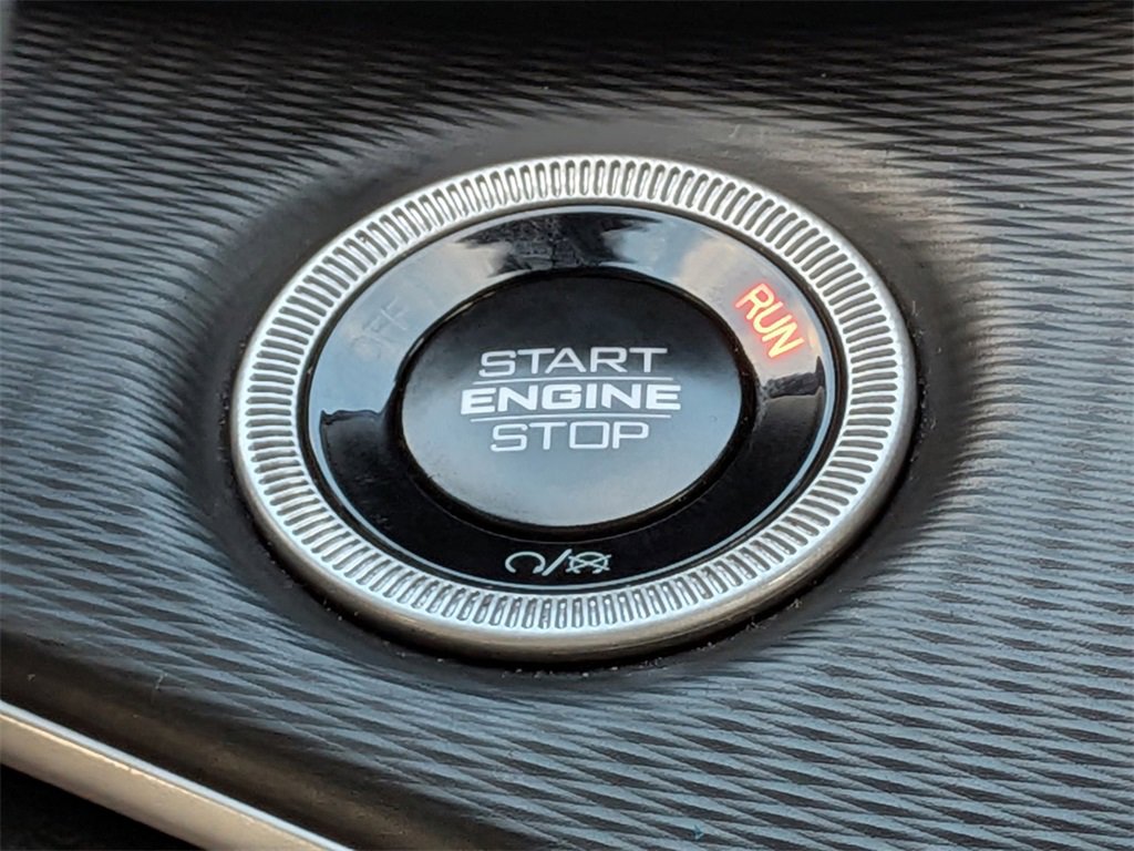 Used 2024 Jeep Grand Cherokee L Laredo w/ Luxury Tech Group I image 34