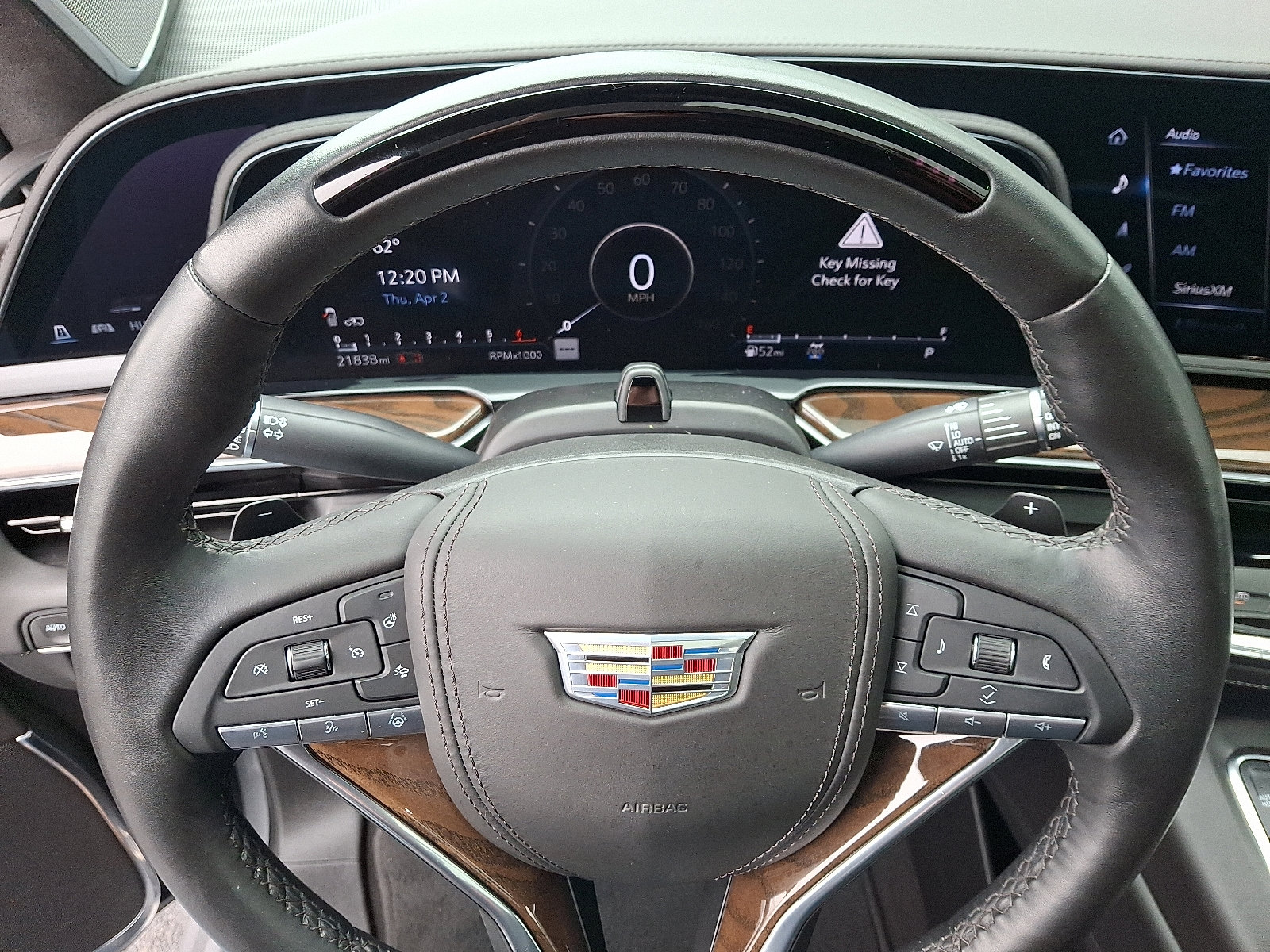 Used 2023 Cadillac Escalade ESV Sport Platinum w/ LPO, ONYX Package image 15