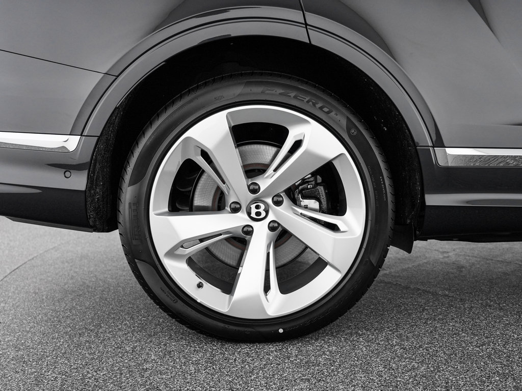 New 2026 Bentley Bentayga AWD/4WD image 38