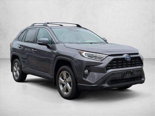 Used 2021 Toyota RAV4 XLE Premium AWD/4WD image 3