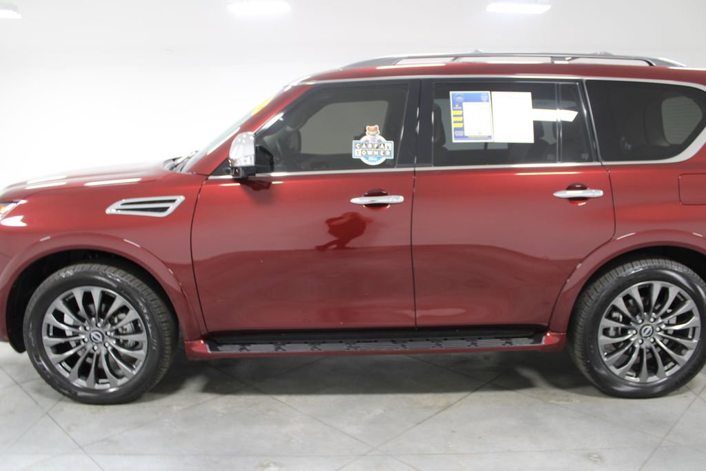 Used 2024 Nissan Armada Platinum w/ Captain's Chairs Package image 6