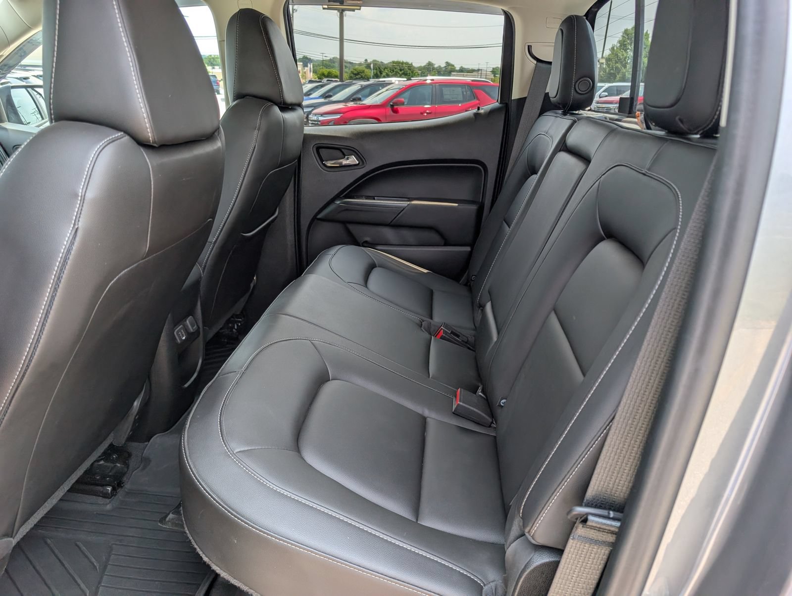 Used 2021 Chevrolet Colorado ZR2 w/ ZR2 Dusk Special Edition AWD/4WD image 15