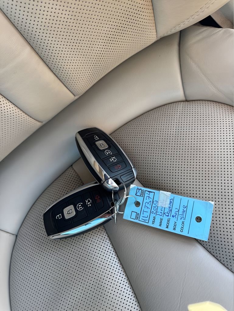 Used 2019 Lincoln Nautilus Select FWD image 30