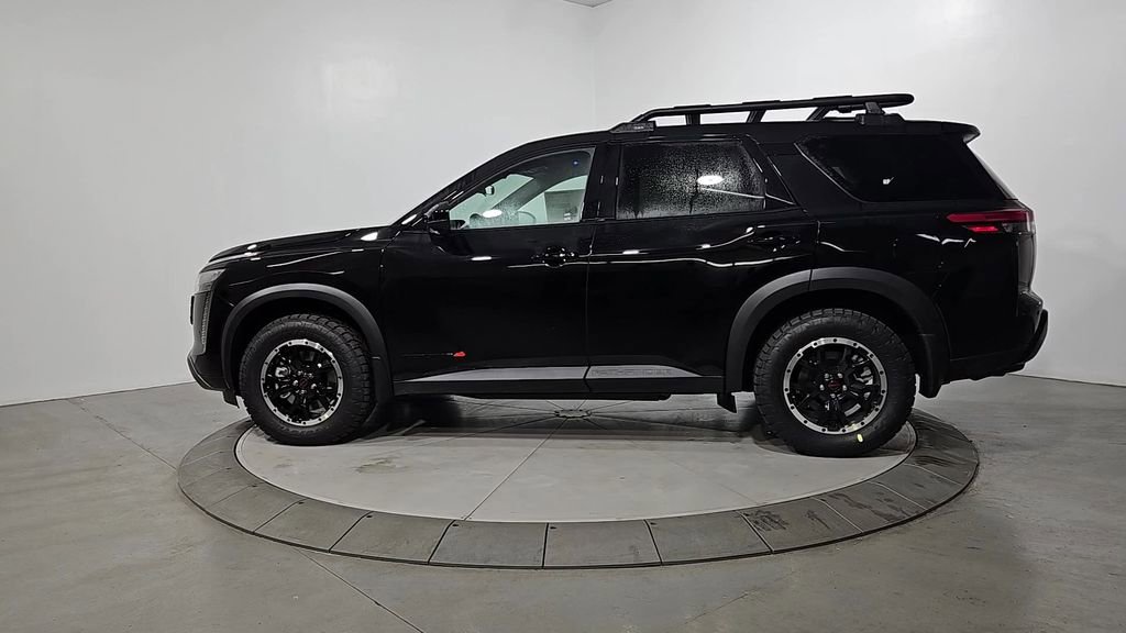 New 2026 Nissan Pathfinder SV image 2