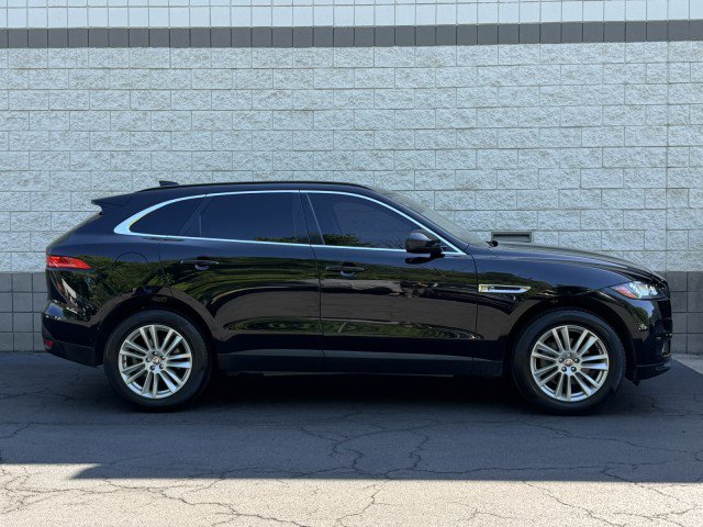 Used 2019 Jaguar F-PACE Prestige AWD/4WD image 17