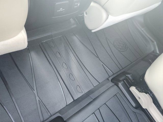 Used 2020 Buick Enclave Premium w/ Sun and Sites Package image 7