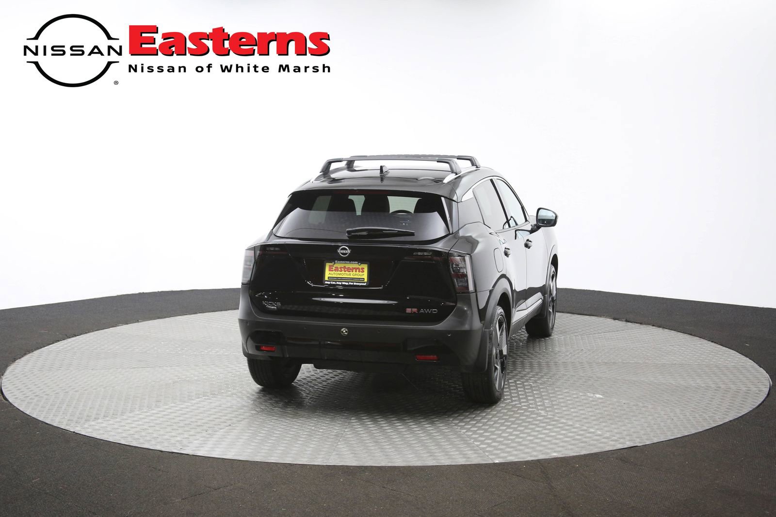 Used 2025 Nissan Kicks SR image 53