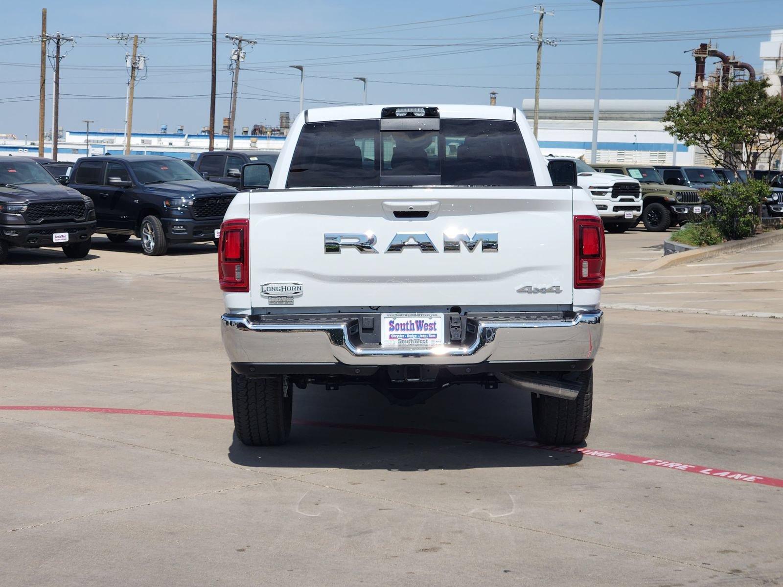 New 2026 RAM 2500 Limited AWD/4WD image 8