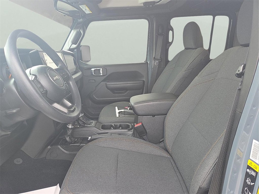 Used 2025 Jeep Wrangler Sport image 10
