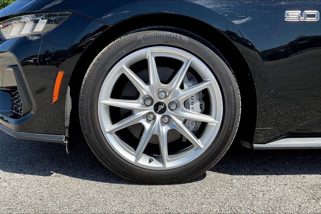 Used 2024 Ford Mustang GT Premium RWD image 8