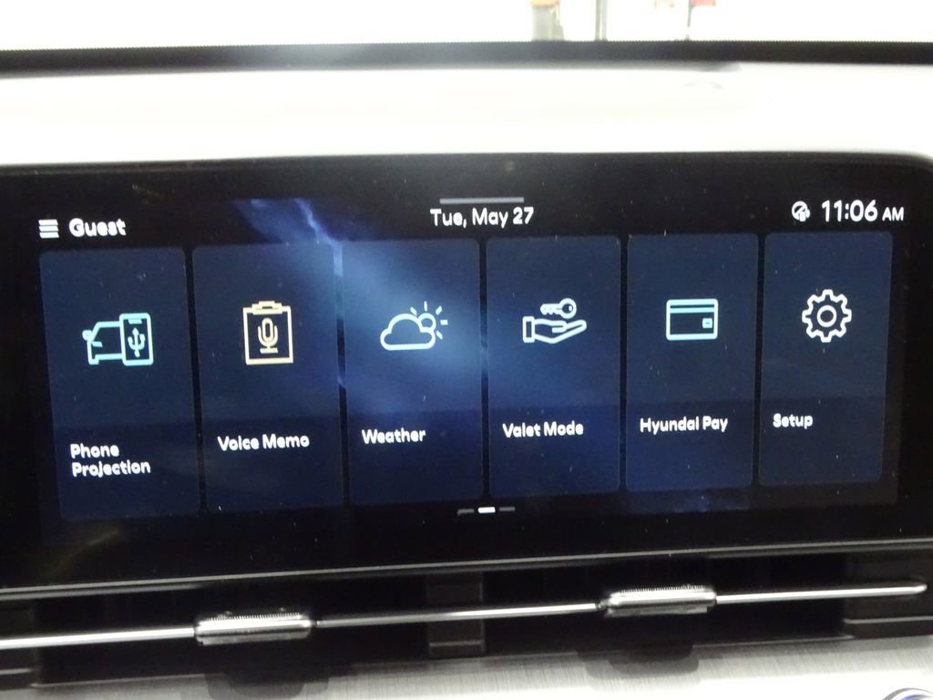 Used 2024 Hyundai Kona Limited image 37