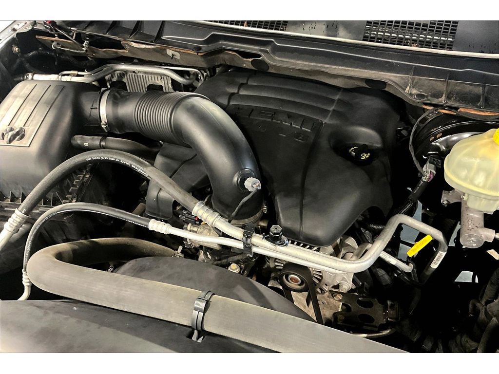 Used 2014 RAM 1500 Express image 31