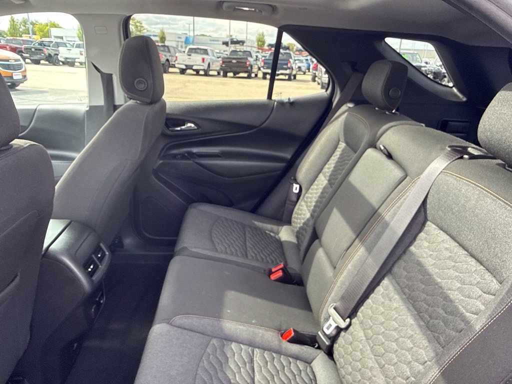 Certified 2018 Chevrolet Equinox LT FWD image 28