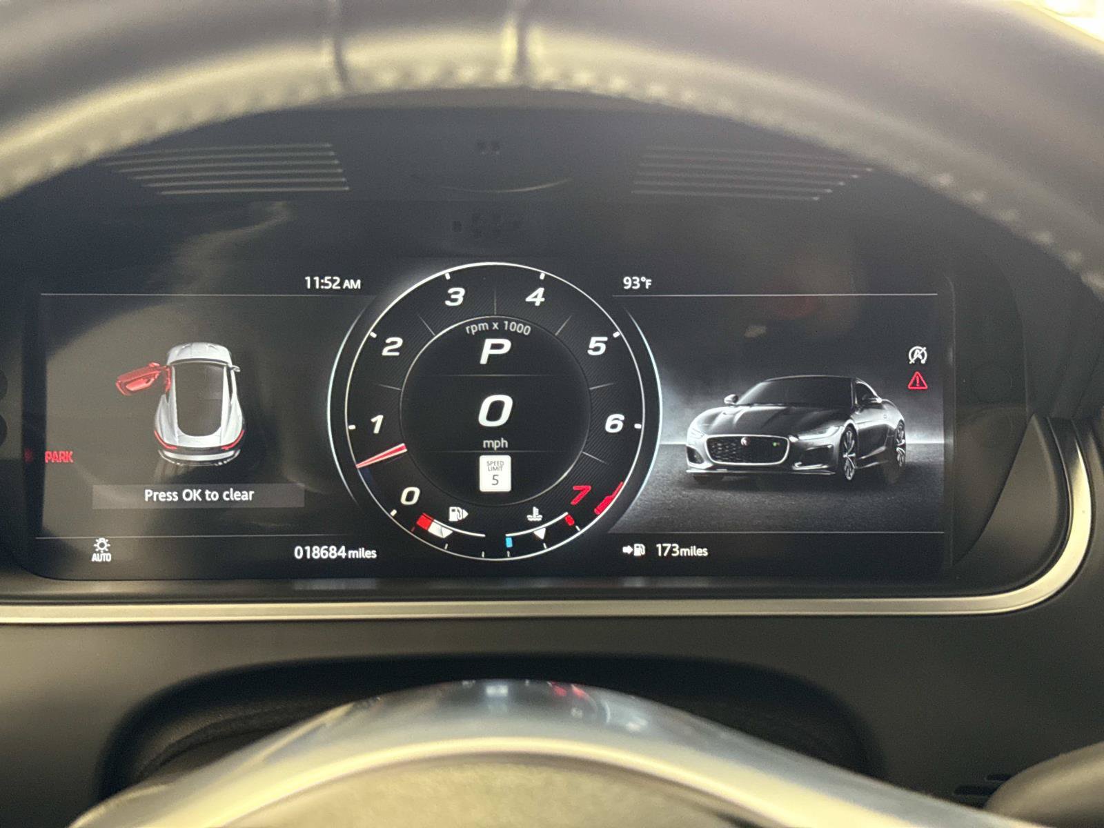 Used 2023 Jaguar F-TYPE Coupe RWD image 23