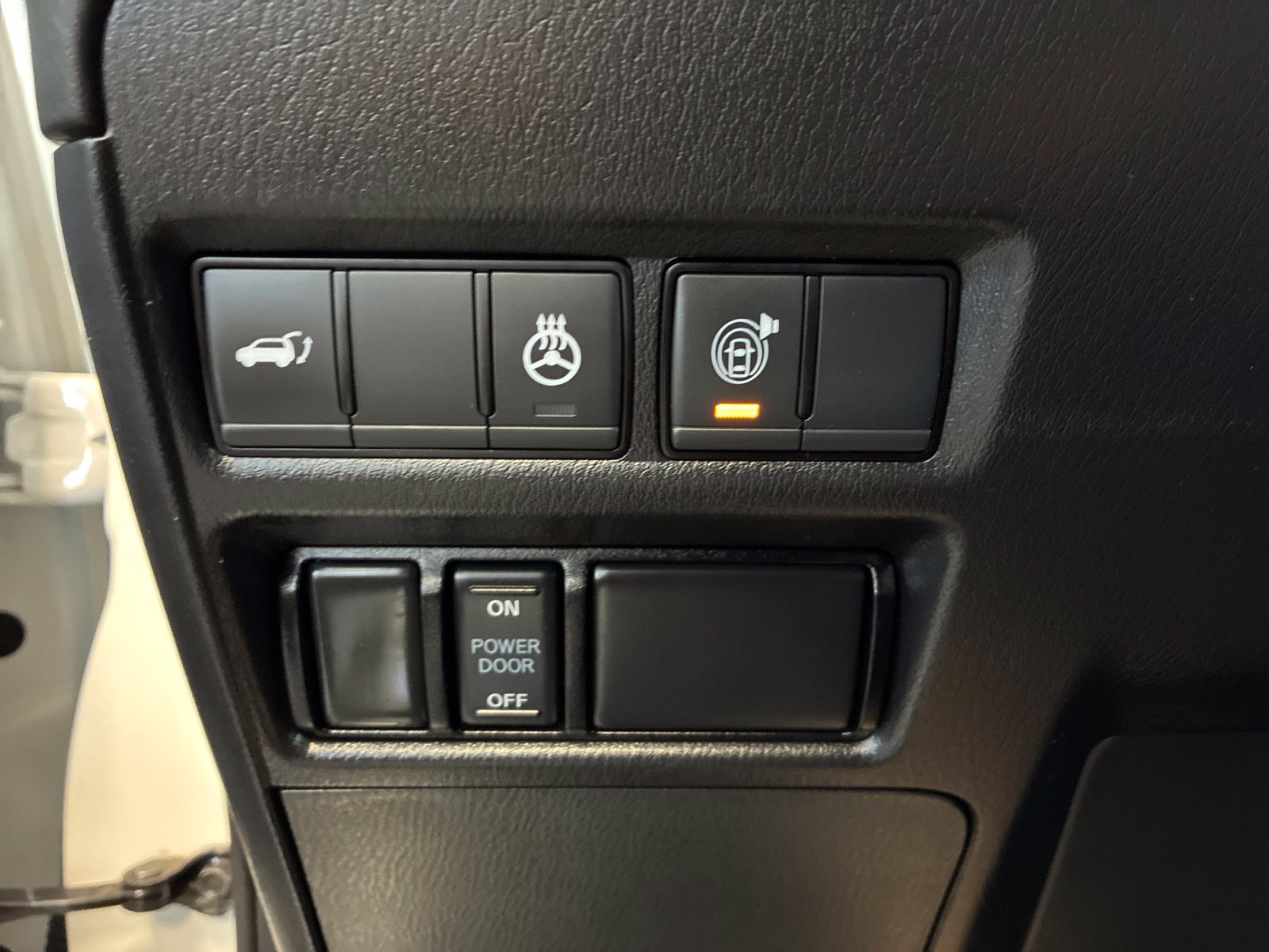 Used 2023 Nissan Armada Platinum w/ Captain's Chairs Package AWD/4WD image 21