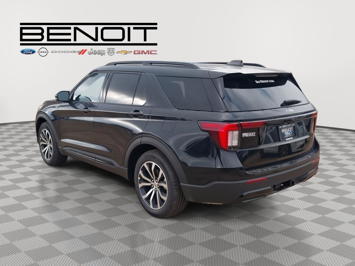 New 2026 Ford Explorer ST-Line image 4