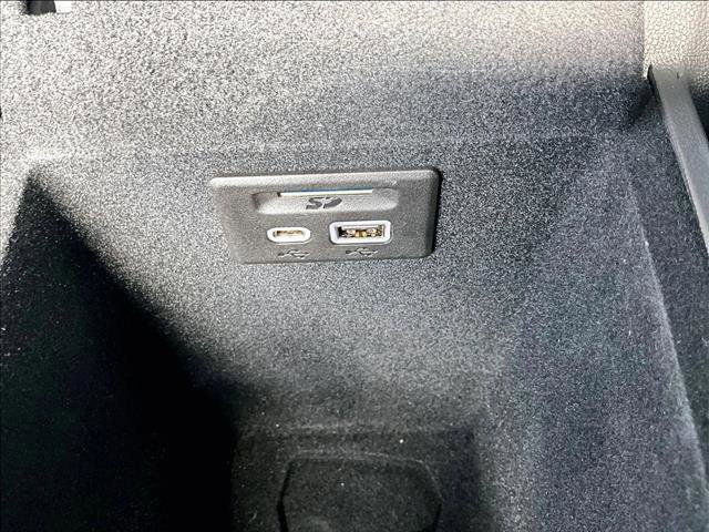 Used 2023 Cadillac XT6 Luxury image 26