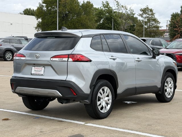 Used 2024 Toyota Corolla Cross L FWD image 4