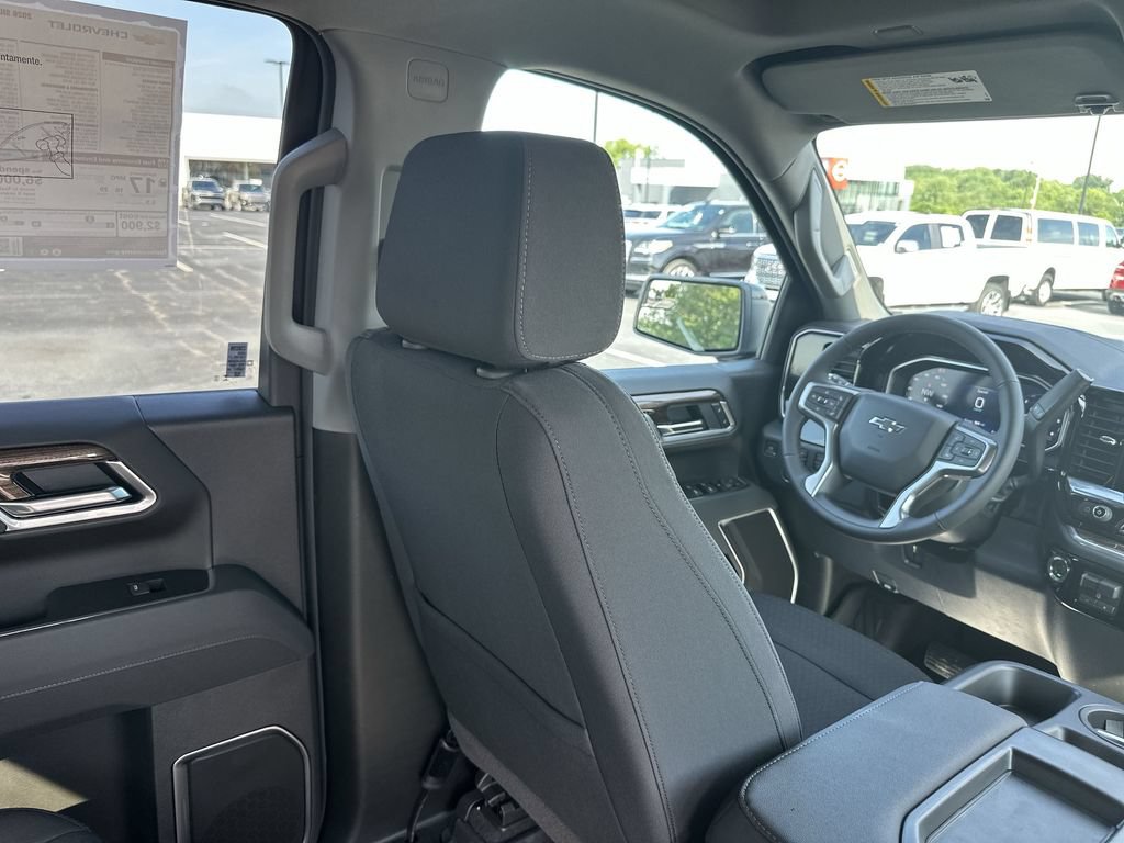 New 2026 Chevrolet Silverado 1500 RST w/ Z71 Off-Road Package AWD/4WD image 15