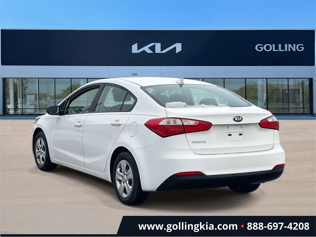 Used 2016 Kia Forte LX image 4