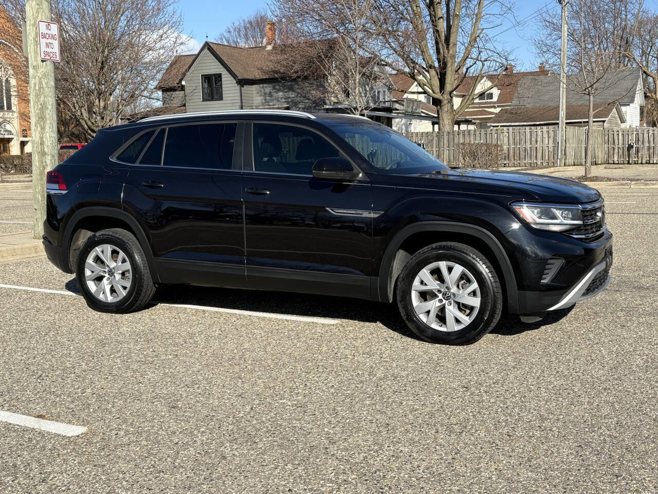 Used 2021 Volkswagen Atlas Cross Sport S image 13