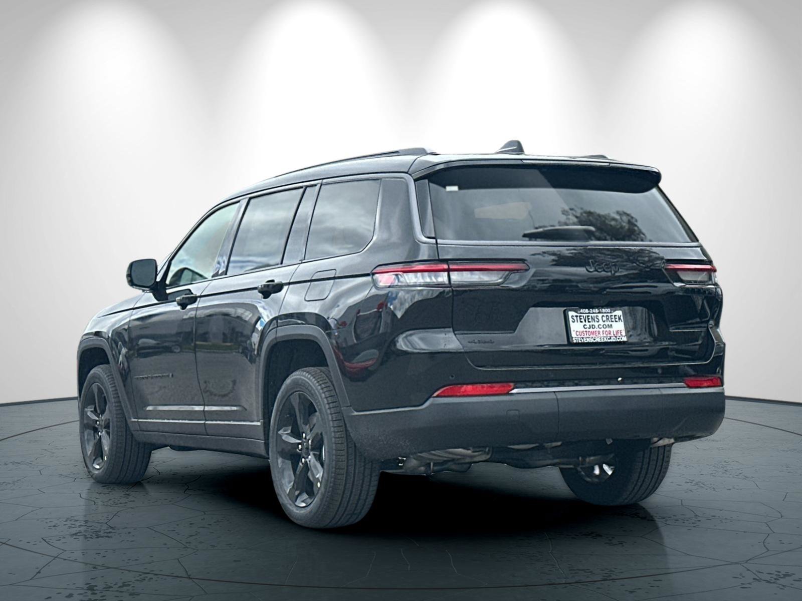New 2026 Jeep Grand Cherokee L Limited w/ Limited Altitude Package AWD/4WD image 6