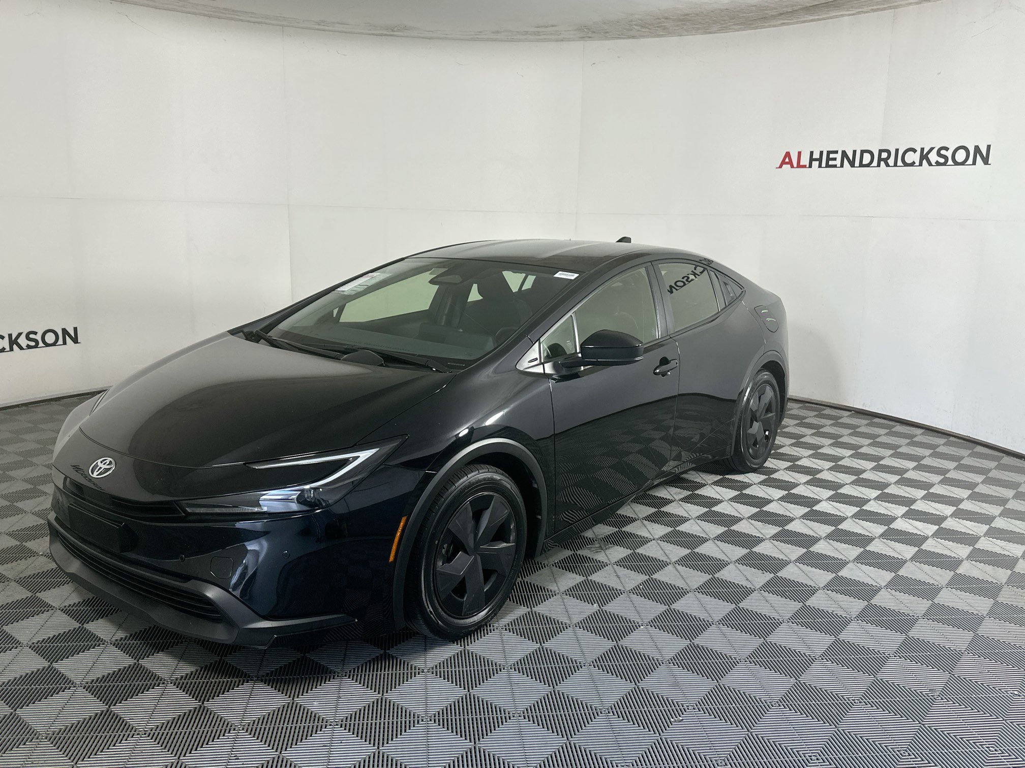 Used 2024 Toyota Prius LE image 7