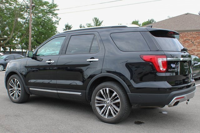 Used 2017 Ford Explorer Platinum image 50