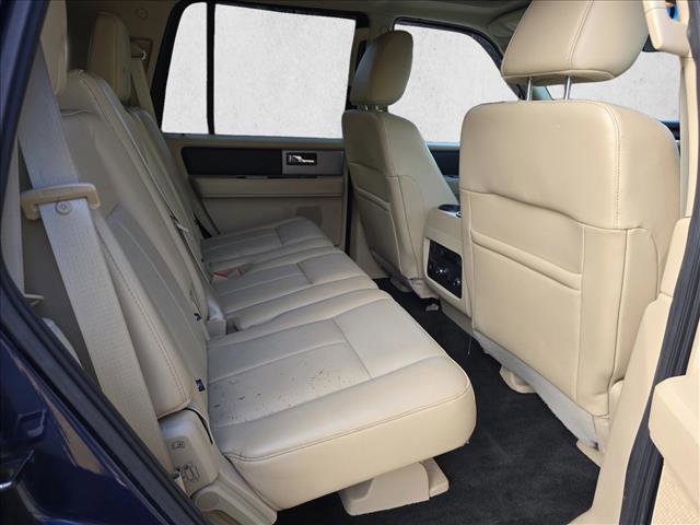 Used 2016 Ford Expedition XLT w/ Equipment Group 202A image 10