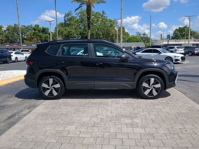 Certified 2025 Volkswagen Taos S AWD/4WD image 3