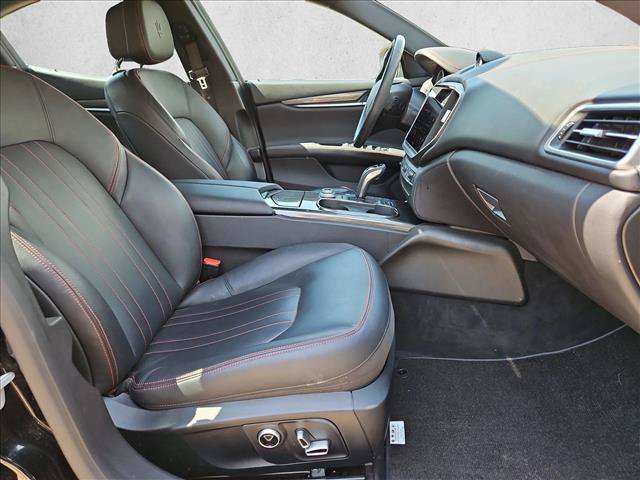 Used 2021 Maserati Ghibli S RWD image 22