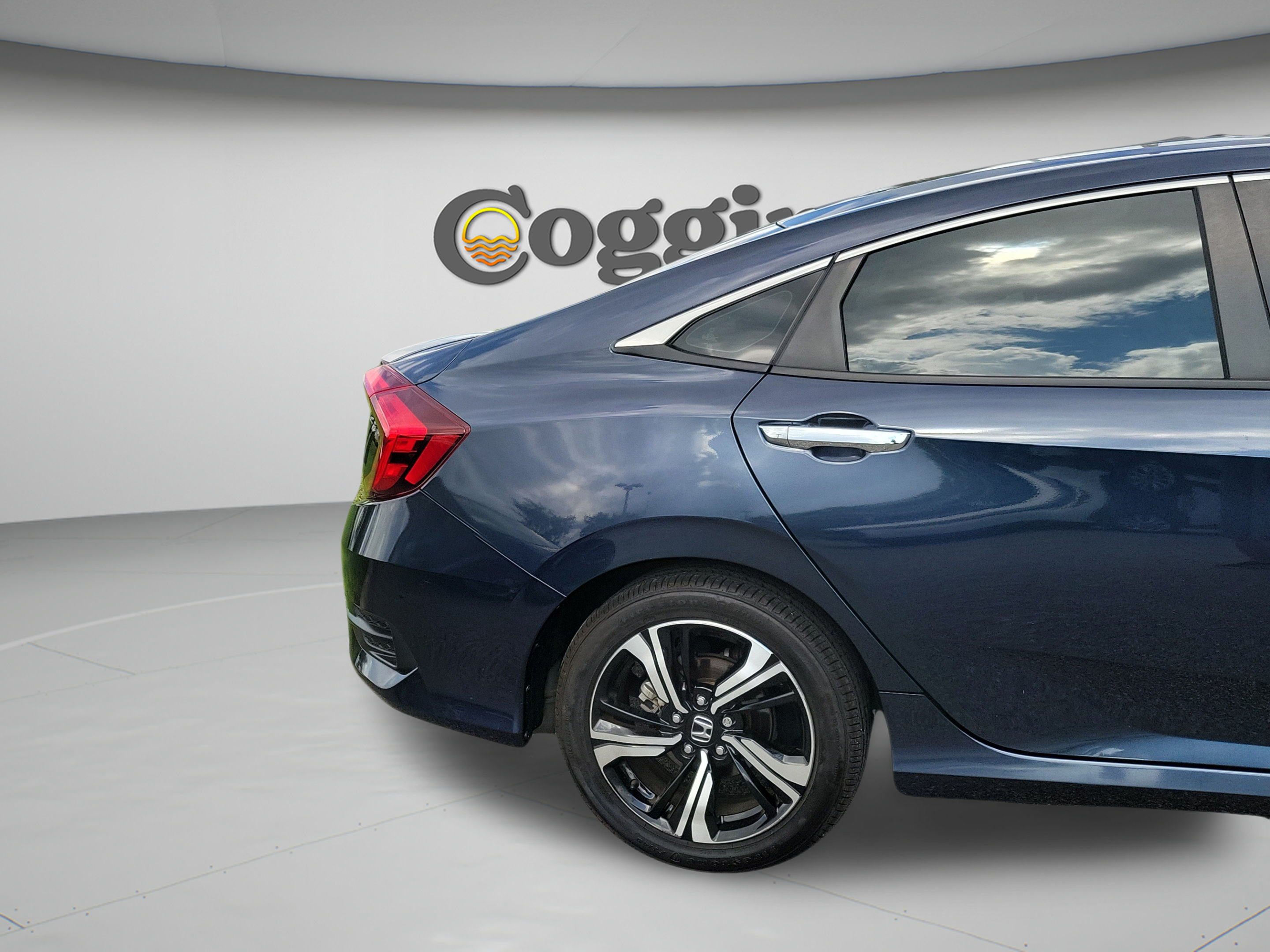 Used 2017 Honda Civic Touring image 27