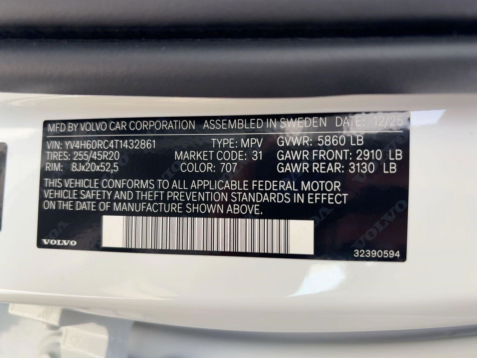 New 2026 Volvo XC60 T8 Plus w/ Protection Package Premier AWD/4WD image 19