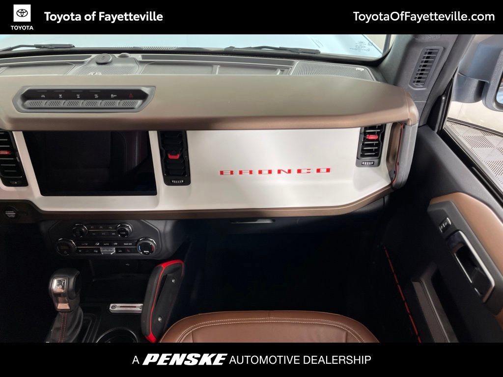 Used 2023 Ford Bronco Heritage Edition AWD/4WD image 19