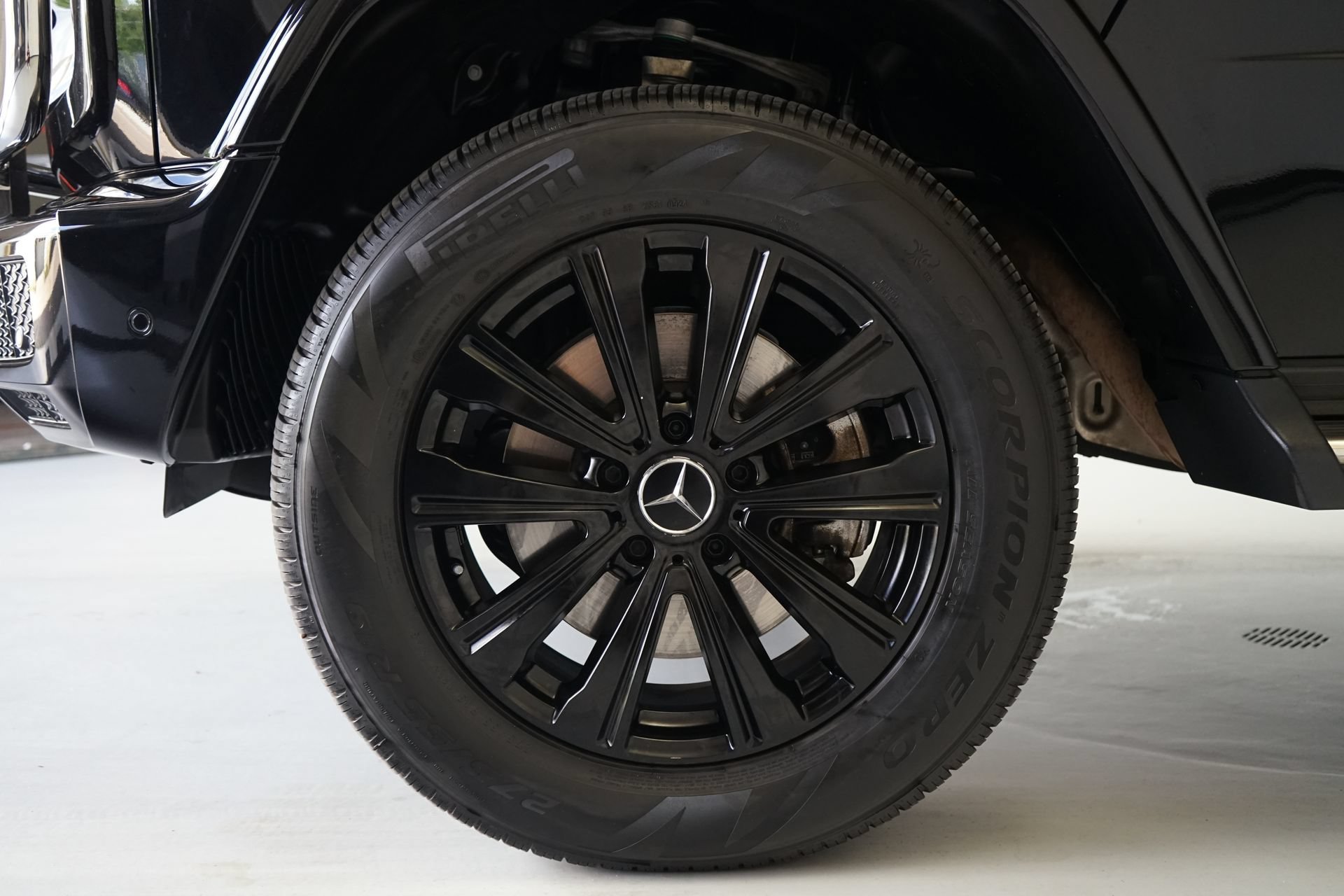 Used 2019 Mercedes-Benz G 550 image 32