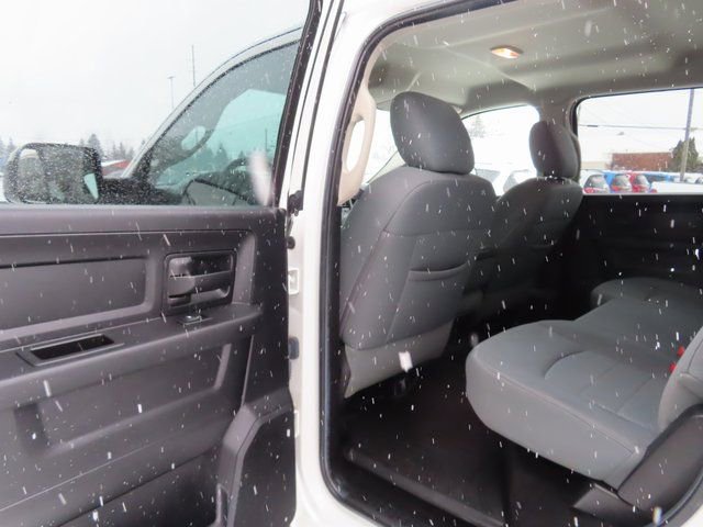 Used 2013 RAM 2500 Tradesman w/ Chrome Appearance Group image 21