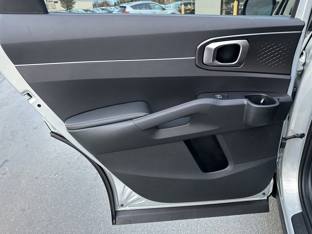 New 2026 Kia Sorento S image 19