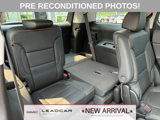 Used 2023 GMC Acadia AT4 w/ Technology Package AWD/4WD image 18