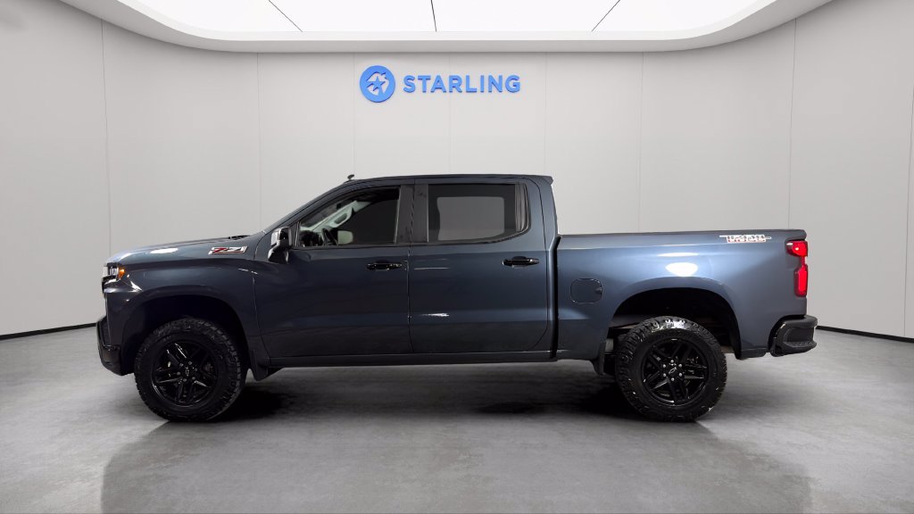 Used 2021 Chevrolet Silverado 1500 LT Trail Boss w/ Convenience Package II AWD/4WD image 3