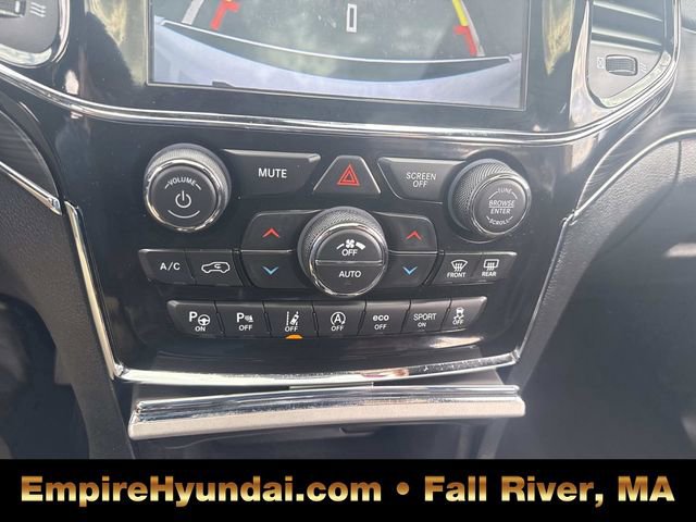 Used 2022 Jeep Grand Cherokee Limited image 27
