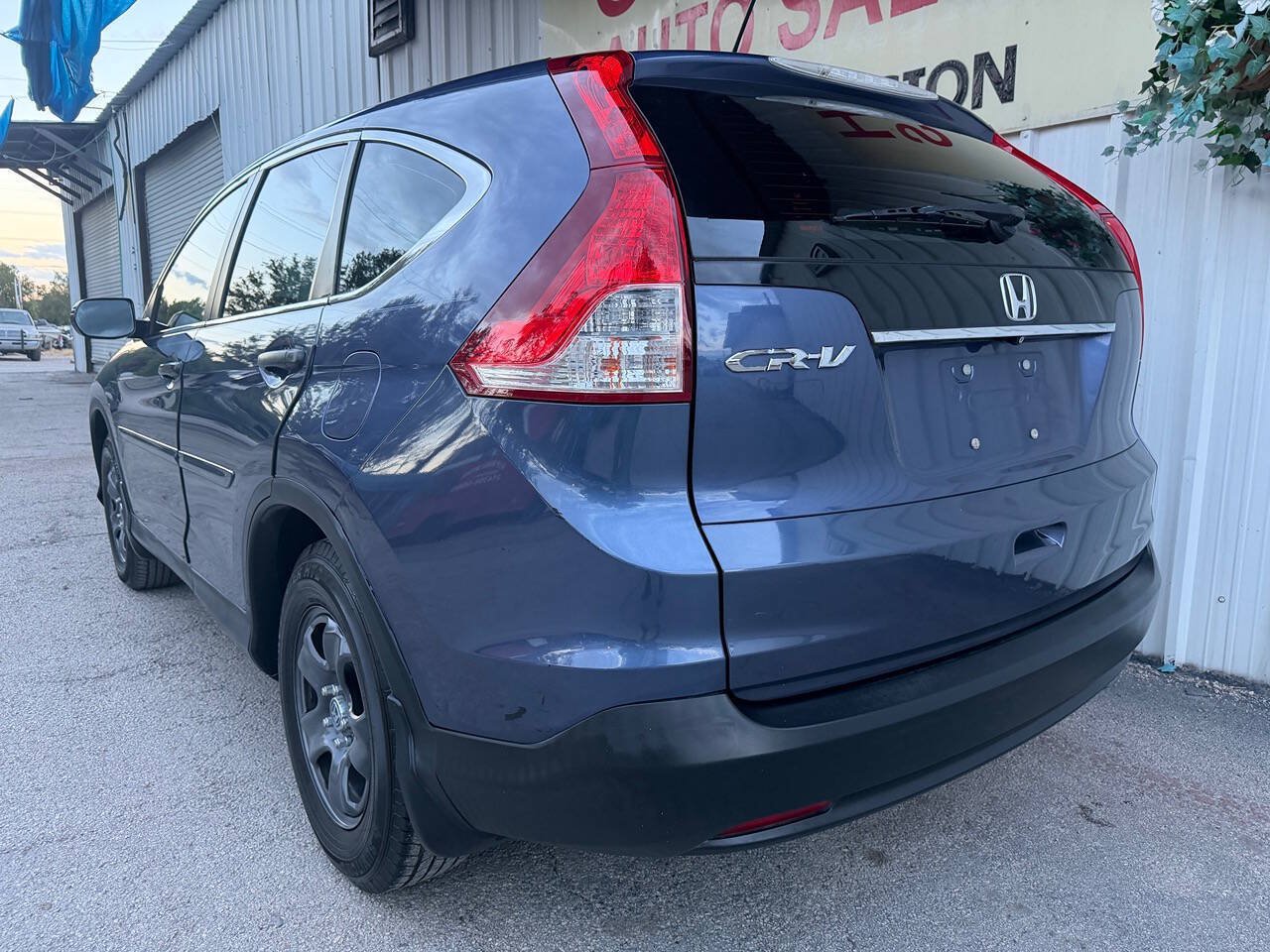 Used 2014 Honda CR-V LX image 11