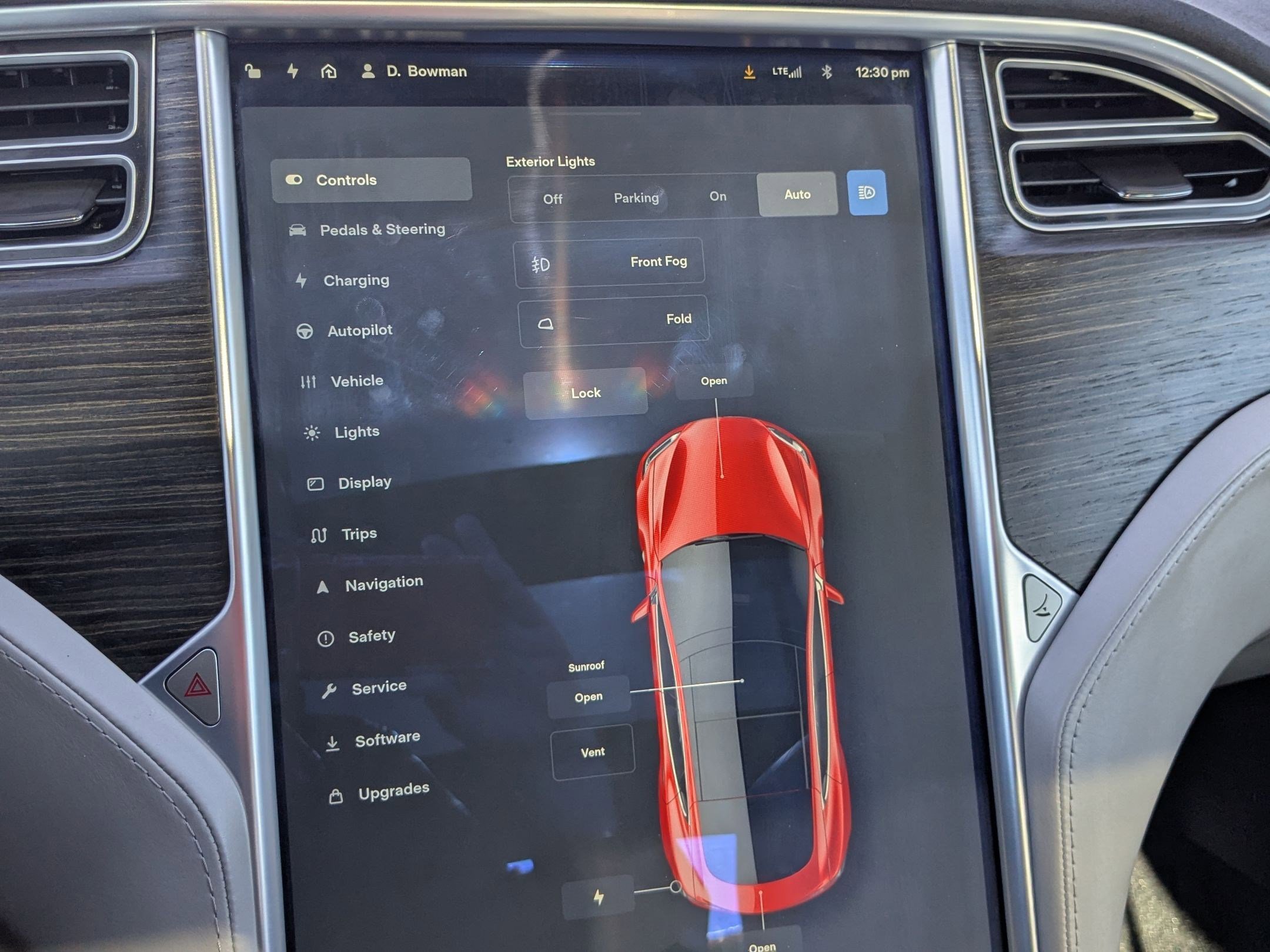 Used 2015 Tesla Model S 85D image 20