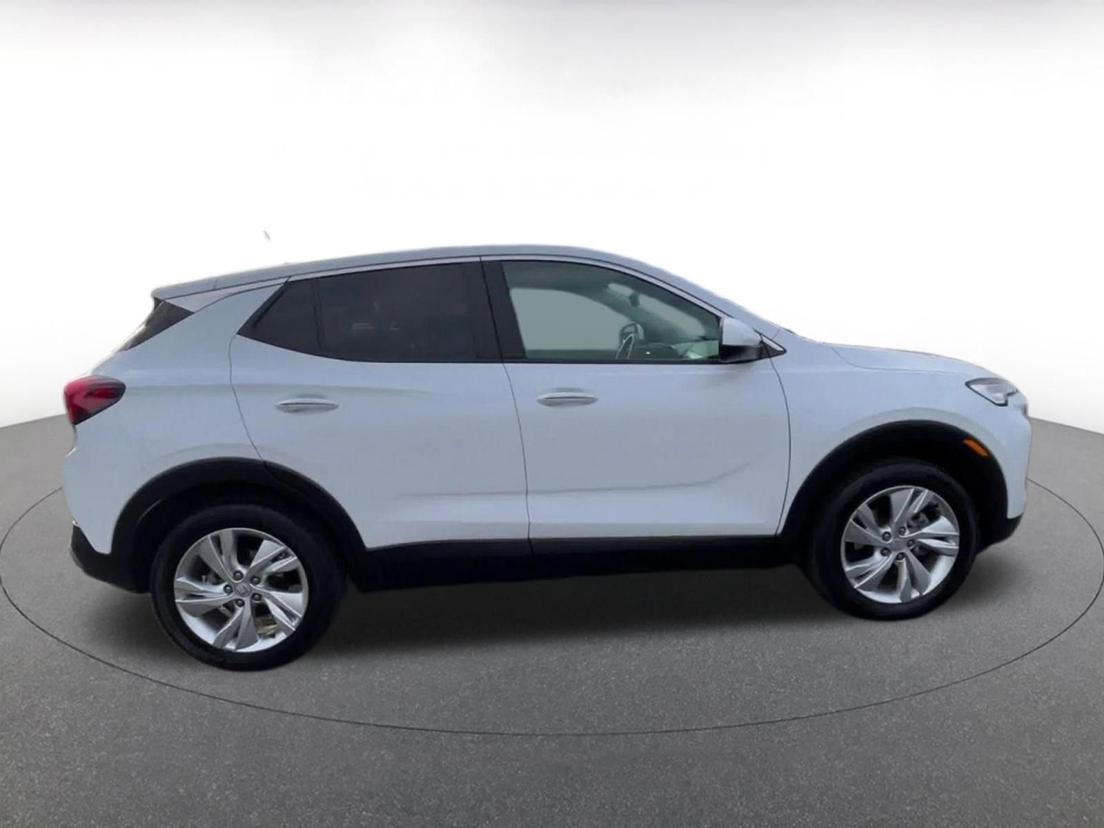 Used 2025 Buick Encore GX Preferred image 16